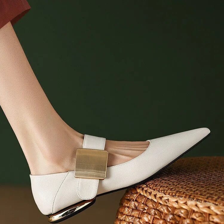 Sapato Feminino de Camurça Bico Fino - Udine Florelle Branco 32 
