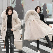 Casaco Feminino Longo de Inverno Forrado em Lã - SnowGlamour Casaco Feminino Longo de Inverno Forrado em Lã - SnowGlamour Florelle Branco Gelo M 