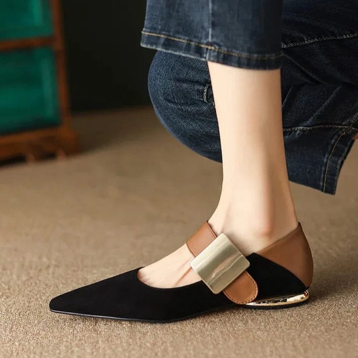 Sapato Feminino de Camurça Bico Fino - Udine Florelle Preto 32 